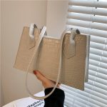 Spring And Summer New Fashion Shoulder Portable Small Square Bag - Image 2