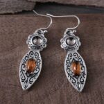 European And American New Retro Pattern Two-tone Gemstone Earrings - Image 5